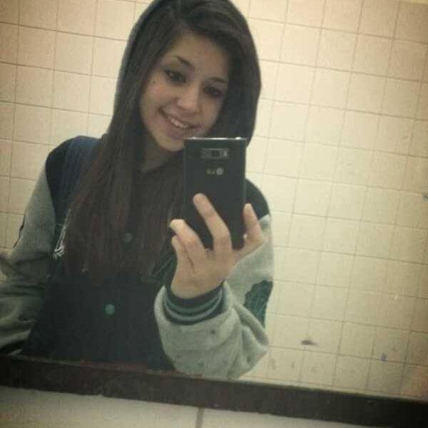 ~ Tengo mas pasado que futuro -
17 años, bionica :3
* Tres metros sobre el cielo, bajo la misma estrella *