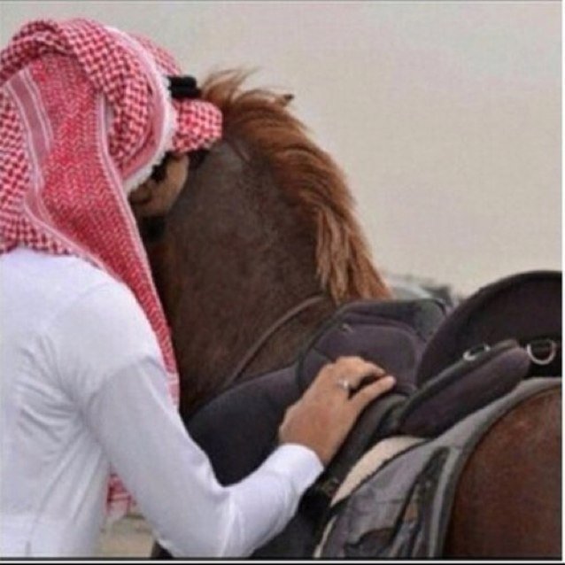 ان مررت من هنا اذكرني بدعوه فالملائكه س تقول : ( وَلَكَ مِثْلُه )