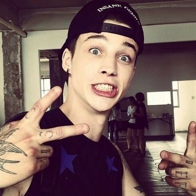 itsashstymcst's profile picture. RECKLESS