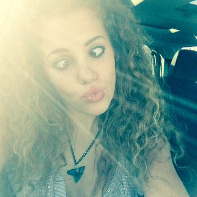 Follow @MagicallyNash