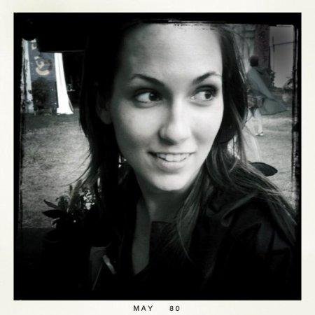 Business Development and Operations manager for dorsaVi USA, background in nursing and marketing, and a chronic traveler.