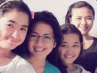 rantika_dewii's profile picture. 05 october 1995