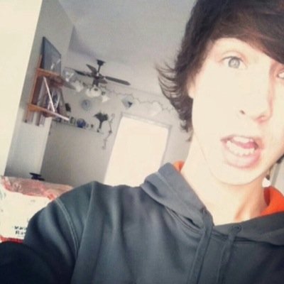 Single and i follow back
