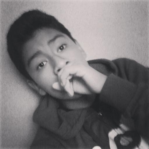 Soy un chico un poco molestoso pero al final te haré sonreír :) #Followme