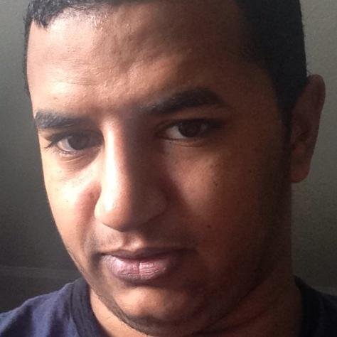 iAliKhudair's profile picture. diving in Medicine and flying with Technology