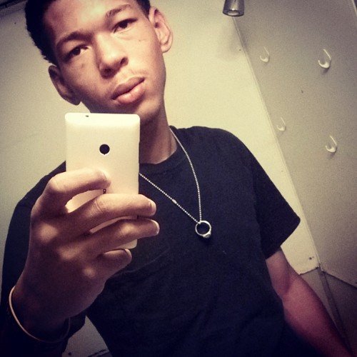 liljoe_g's profile picture. only nigga in first class..