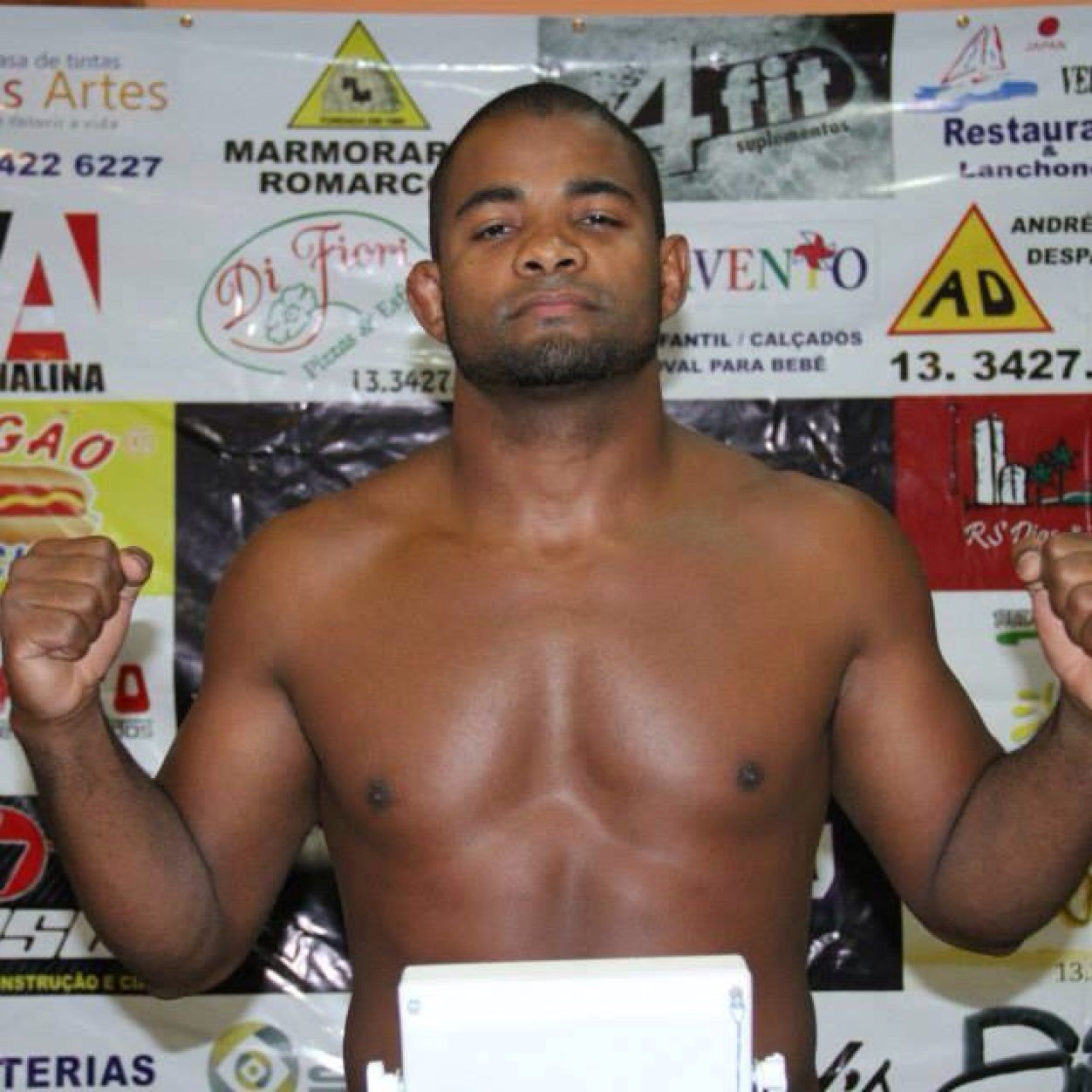 Atleta e Coach de Wrestling, MMA, BJJ, Boxe, Judô, Grappling, Personal Trainer e Fight Cref.012992/MG.