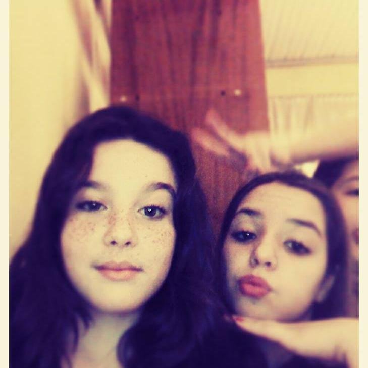 Sou uma pequena desconhecida, mas voce me conhece...;) ;)