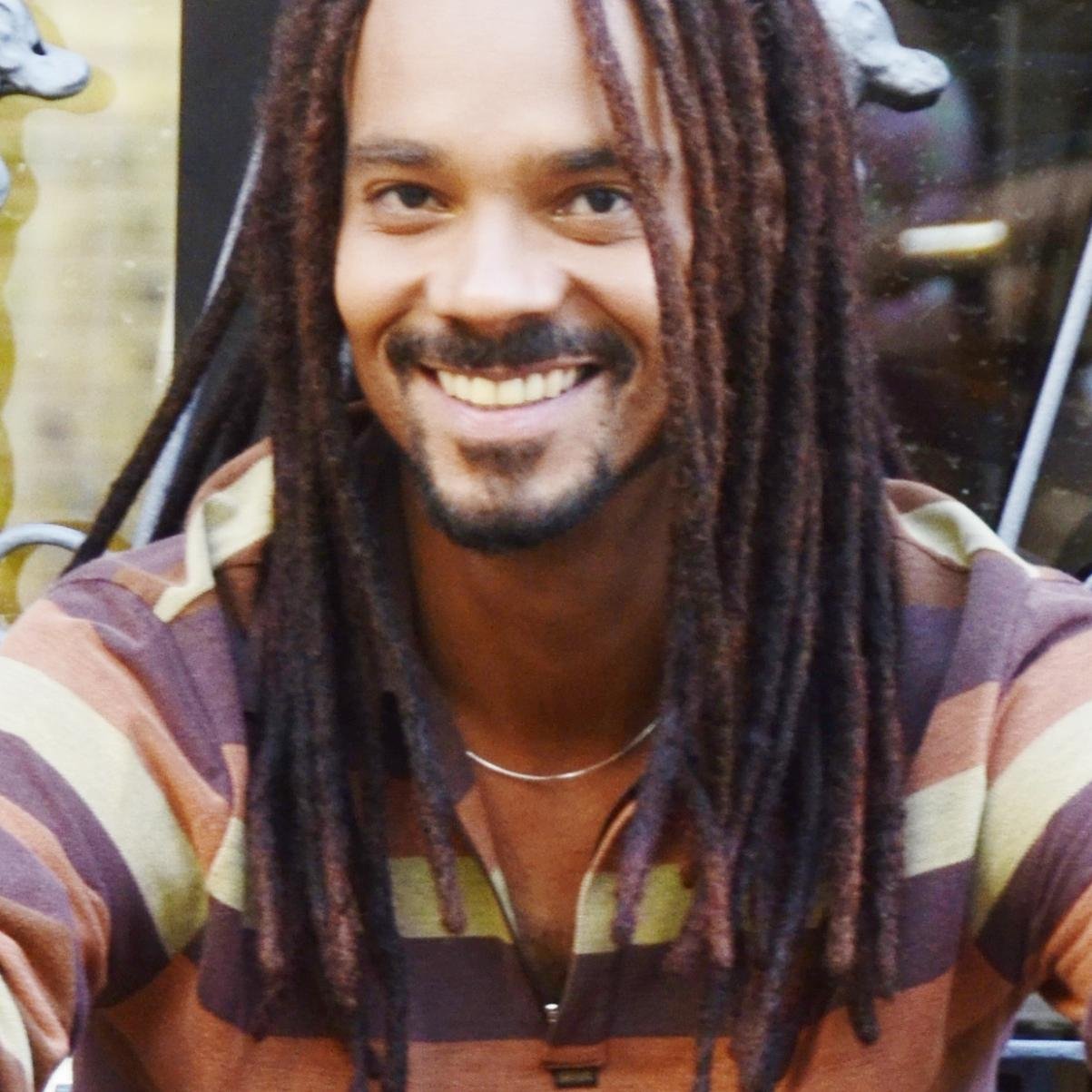 OMultipetalo's profile picture. 