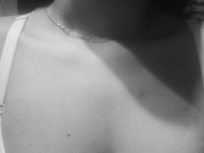 18 - lesbiana - un poco rara.