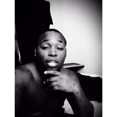 Im a person who keep it real All about making money Collage life Just trying to make it out dis life to a greater one
