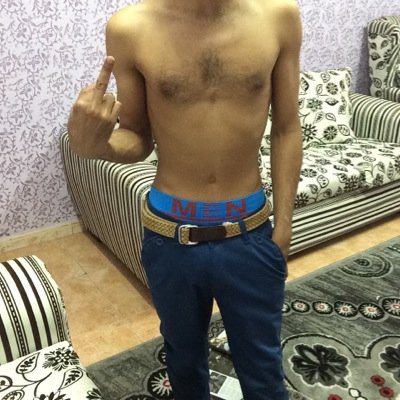 موجب نحيف رجولي جاد عزابي وساكن الحالي ف شقه مفروشة ابي سالب نحيف ناعم ومايتعدا عمره ٢٥ أنا عمري ٢٣ طولي ١٦٣وزني٤٩لوني برازيلي شكلي عادي الجاد يجئ بس.