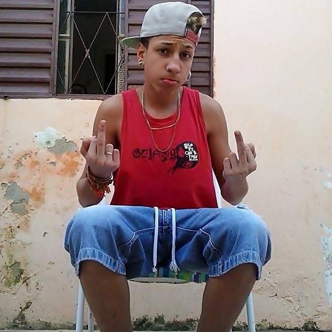 ♫♪ O Homem Quando Tá Em PAZ Não Que Guerra Com Nimguem♪♫