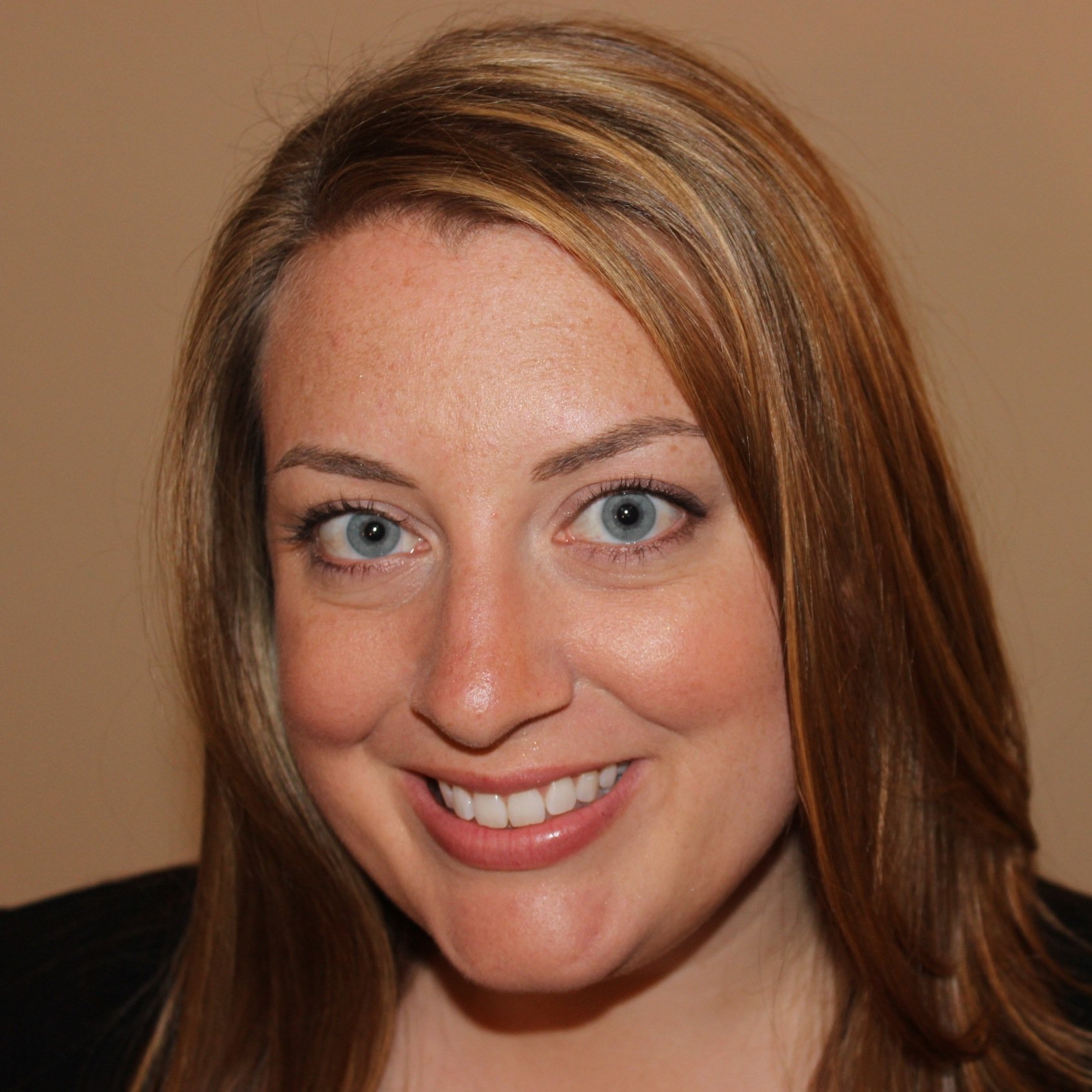 Marketing jackknife. Event expert. Traveler. Photographer. Personal blogger @sipbitego.