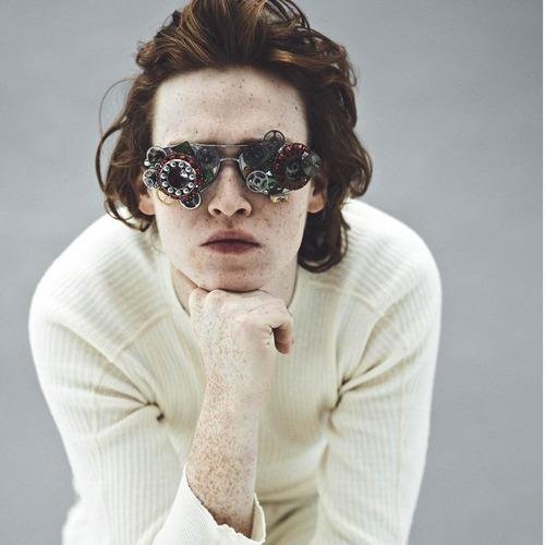 thesuprisehunt's profile picture. 