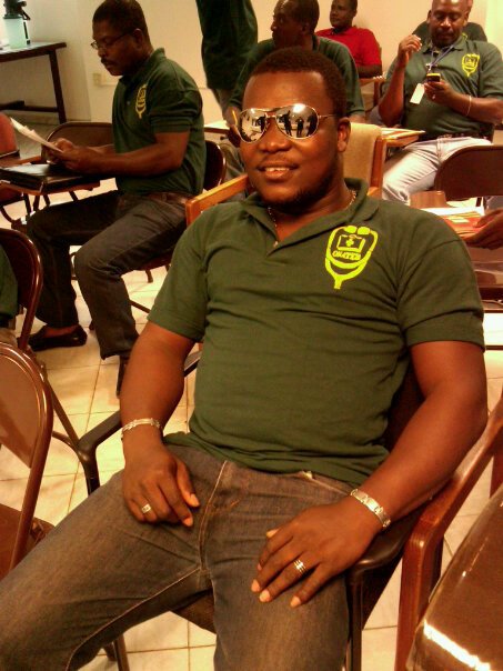 Tati_78539's profile picture. Je ss a la recherche d'une personne une femme qui saura mieux a mes cotes et qui fera tout pour me combler de mes vides