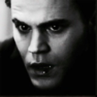 «My past haunts me, haunts me, covering me with their wickedness, and much as I try I can not forget. Blood is the solution. I have ... thirst. I'm a ripper».