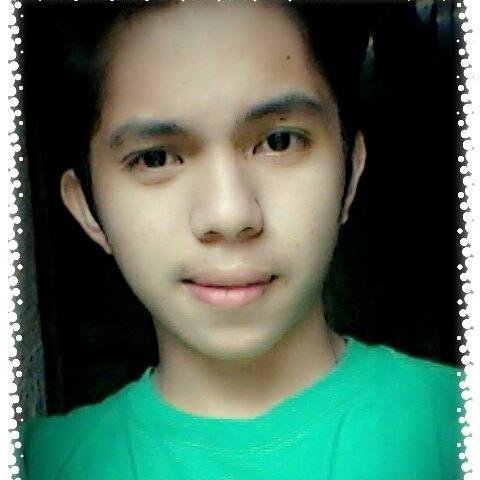 rhyl_05's profile picture. 