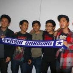 viker lampung. 
VIKING-BONEK SATU HATI
AREMA-THEJAK HARUS MATI !!!