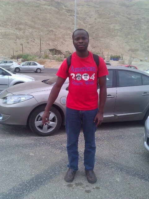 A graduate of peace and member of ABI @ america an ambassador of peace @ isreal aspiring to govern Oyo state soon. A commoners president of district governance!