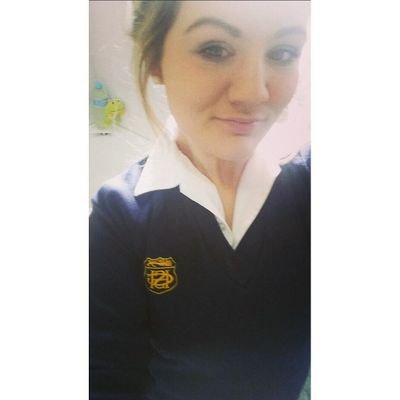 Hey!, I'm Drielle, I'm 16 from Australia and love music! Snapchat me at Drielleieee