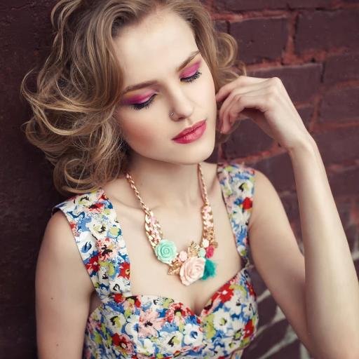 Illustrator | Amateur model | Amateur student | Amateur girl | Broadcasting NY