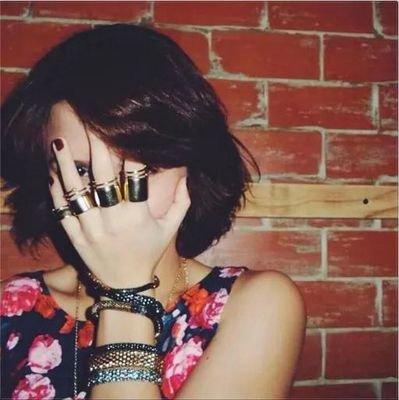 Hey Im Kristine || OLLCian || CERTIFIED DIRECTIONER || I Love YouTube || Wattpad writer || Løvë Løt$
