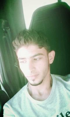 ‏ﺃﺣﺎﻭﻝُ ﺃﻥ ﺃﻛﻮﻥَ ﺇﺟﺘﻤﺎﻋﻴﺎً , ﻭﻟﻜﻦَ ﻗﻠﻮﺏَ ﺑﻌﺾَ ﺍﻟﺒﺸﺮَ ﺃﺻﺎﺑﻬﺎ ﺍﻟﻐُﺒﺎﺭَ ﻭﺃﻧﺎ .. ﺃﻋﺎﻧﻲَ ﻣﻦ ﺍﻟﺤﺴﺎﺳﻴﺔَ !