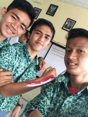 belajar dari hari kemarin, menikmati hari ini, menentukan hari esok