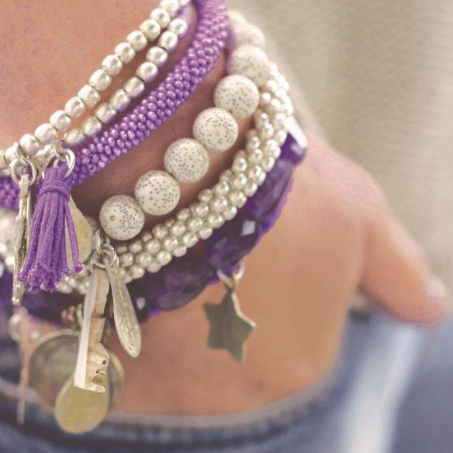 Look good, feel good & do good. Bewust mooie handmade sieraden. Mooi voor jezelf, mooi voor de makers ❤ #sieraden #handgemaakt #zonnebrillen #horloges #fashion
