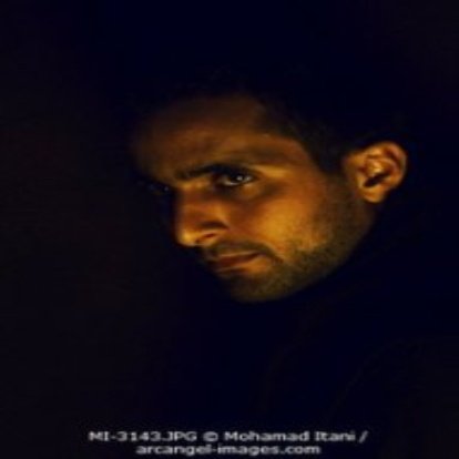 plsas_one800's profile picture. بعَضنا مِن ﺎلدآخلقريهہ مُحطمهہ ،ۆ: ومنَ ﺎلخارج ، قصرٌ جمَيل جدآ!♡