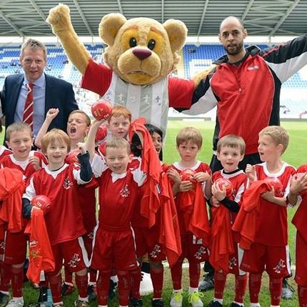 LKFCbrasil's profile picture. Muito mais que Futebol e Ingles. O primeiro programa de futebol específico para crianças de 1 ano e meio até 7 anos de idade e introdução a Lingua Inglesa.