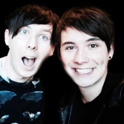 go follow @lessamazingjess because she gave you this free follow :-)