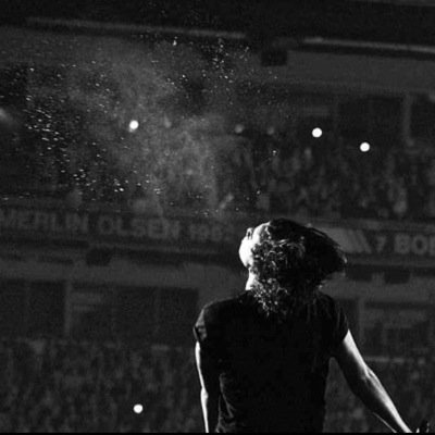 Hey boo, free follow so pls Follow @xpastelnarryx cause ily ♡