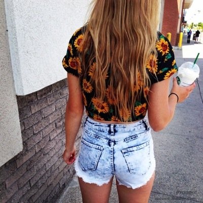 just everything a girl thinks and do, posts daily, RT if you can relate