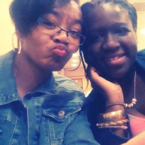 ❤Hi ppl im Shamilla 
 #Babycakes Im sweeter than ur girl ♔What's real doesn't fade away.Me.♔ http://t.co/XsrgfJAACC ∂яєαмєя ♔