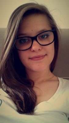 AliZezette's profile picture. 