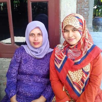 Dokter l Lifestyle and Travel Blogger l Emak-emak Blogger | Gaminong Blogger | Blogger Perempuan