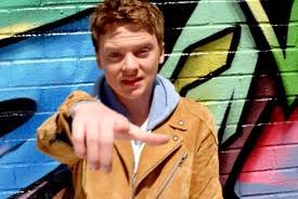 @ConorMaynard is my fav singer more than fav and nobodyz gonna change that 3 love