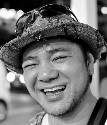 ゲーム・お笑い・特撮大好き 現在、保険会社のOL(おっさんレディという意味)会社公認のLGBTだが、最近はそれらを通り越して性別はただのオタク  amazarashiと打首獄門同好会をこよなく愛してます