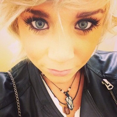 AmyLauraWard's profile picture. Those who don't believe in magic will never find it.