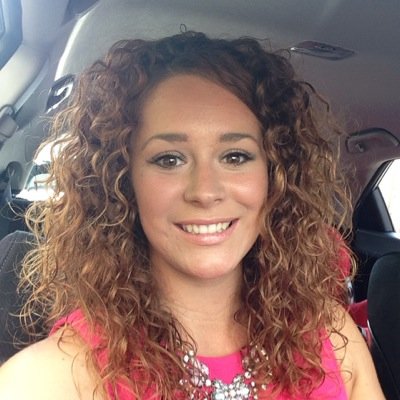 curlyclaire88's profile picture. 