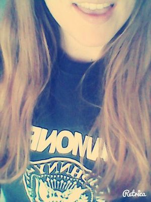 michael changes the colour of his hair like i change my underwear✌ yes I know metallica has 2 l's but I had no room so shush