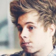 Nueva cuenta sobre mi novela ''Luke Hemmings y ____'' Espero que os guste SEGUIRME Y OS SIGO