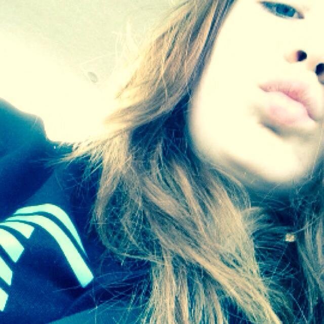 emmajac45670393's profile picture. freee sinds 9-9-14