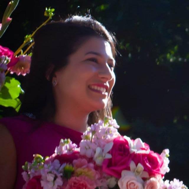 beahousewife's profile picture. Author and Entrepreneur