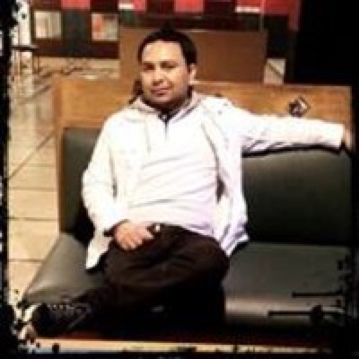 SE HA DE PERDONAR UNA Y MIL VECES Y AÚN ASÍ, SE DEBE CONFIAR SOLO UNA VEZ.