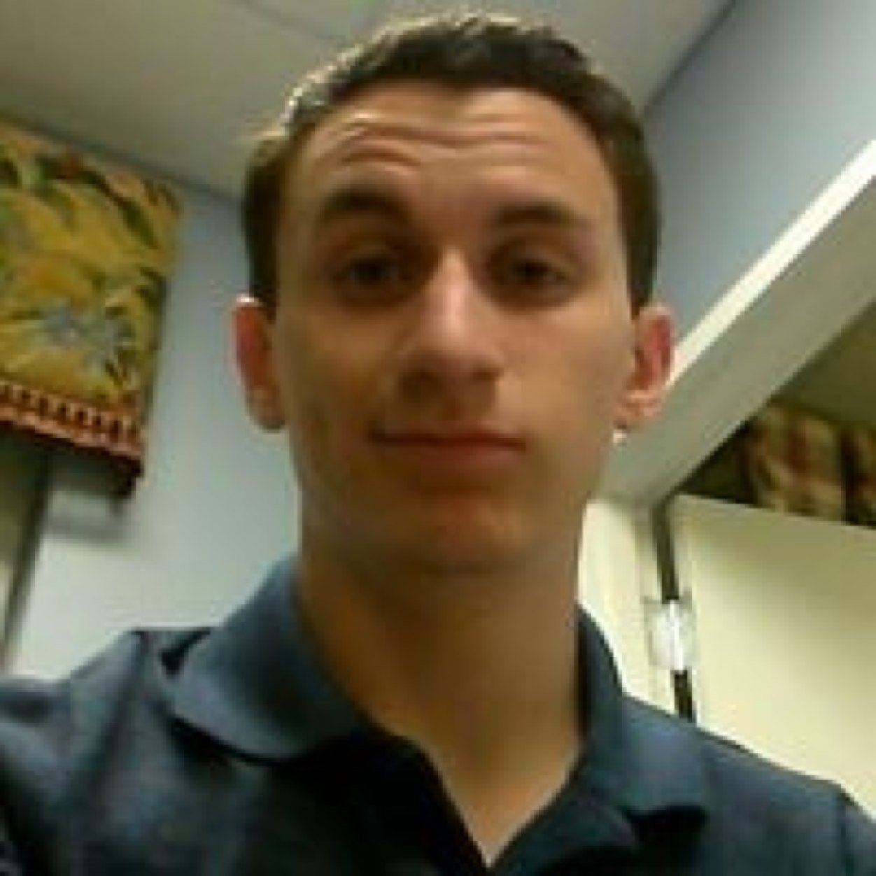 zasnaild's profile picture. No existe falta de tiempo, existe falta de interés. Porque cuando la gente realmente quiere, la madrugada se vuelve dia