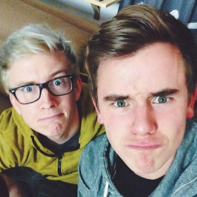 || Cancer Survivor || Youtubers were my besties in the hospital || Hockey and Baseball || No talents || @schrevesadie
