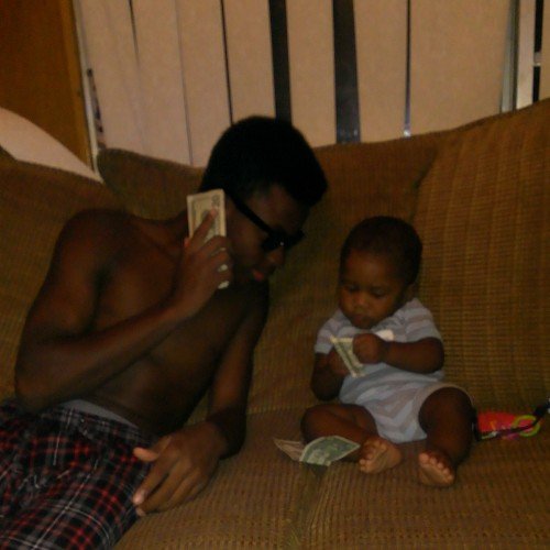 On my way to the RICH WORLD just hold on. 3.19♥♥ my everything
